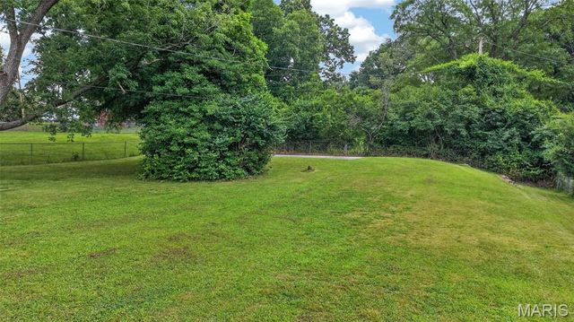 3256 Adie Road, St Ann, MO 63074