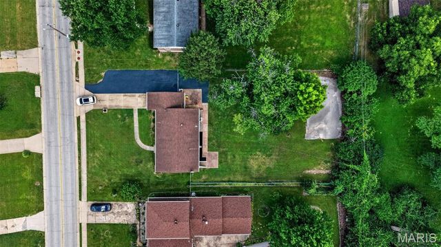 3256 Adie Road, St Ann, MO 63074