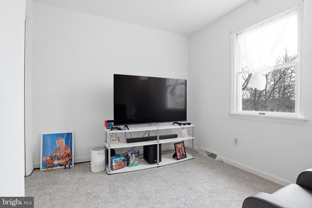 100-110 POPLAR ST, Manchester, PA 17345