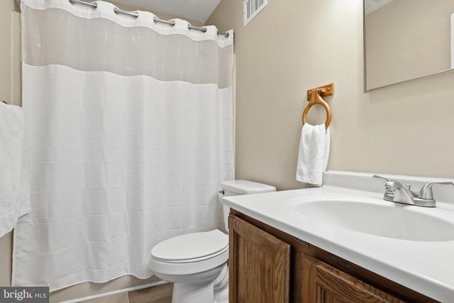 100-110 POPLAR ST, Manchester, PA 17345