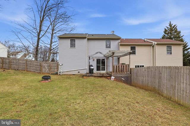 100-110 POPLAR ST, Manchester, PA 17345