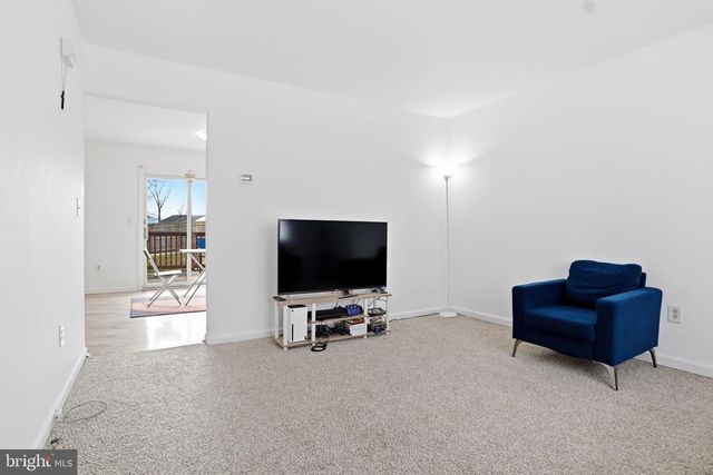 100-110 POPLAR ST, Manchester, PA 17345