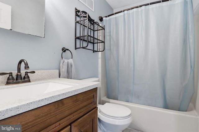 100-110 POPLAR ST, Manchester, PA 17345