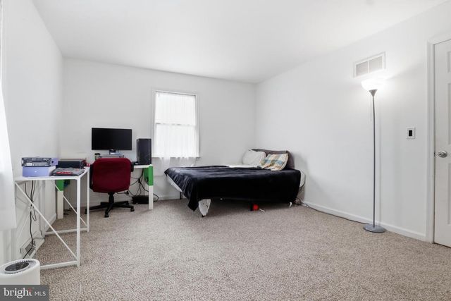 100-110 POPLAR ST, Manchester, PA 17345