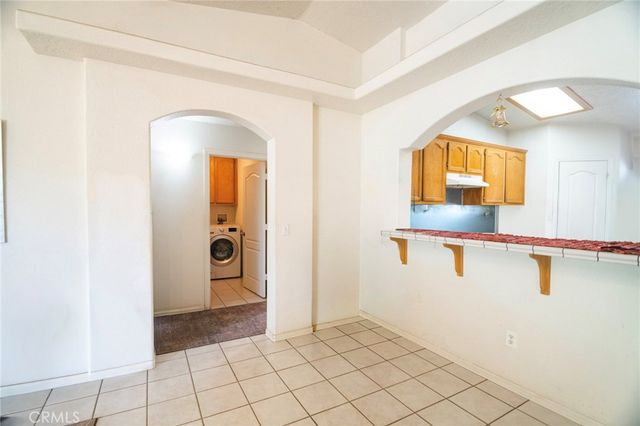 8871 Avocado Avenue, Hesperia, CA 92345