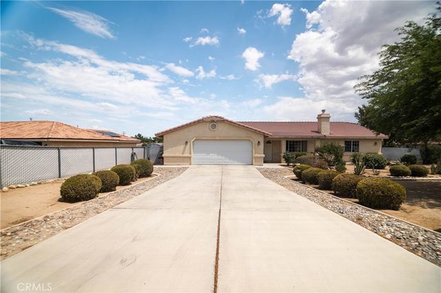 8871 Avocado Avenue, Hesperia, CA 92345