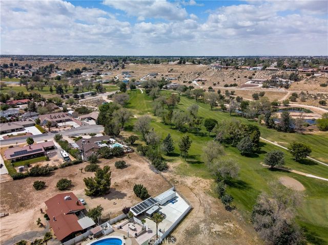 8871 Avocado Avenue, Hesperia, CA 92345