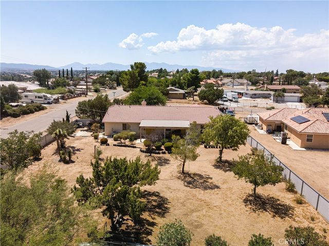 8871 Avocado Avenue, Hesperia, CA 92345