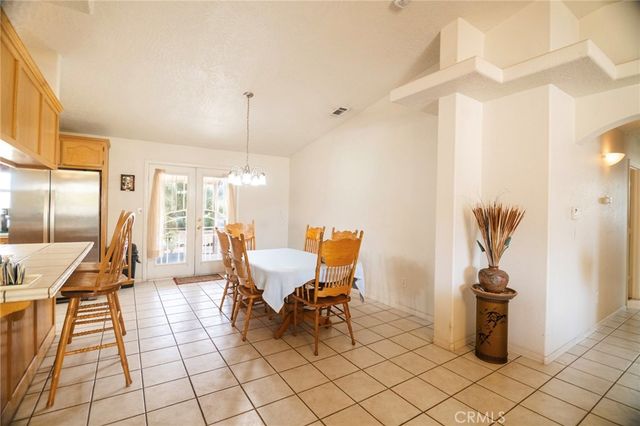 8871 Avocado Avenue, Hesperia, CA 92345