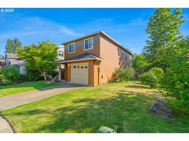 18843 CHANELLE Way, Oregon City, OR 97045