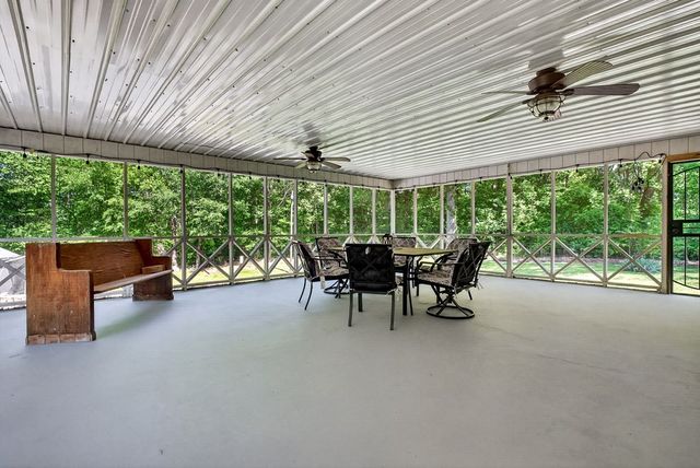 214 Boyd Creek Rd, Sparta, TN 38583
