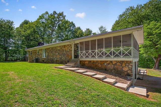 214 Boyd Creek Rd, Sparta, TN 38583