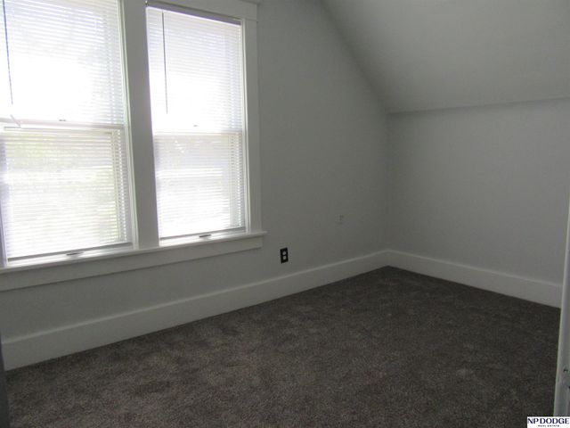 2114 G Street, Omaha, NE 68107