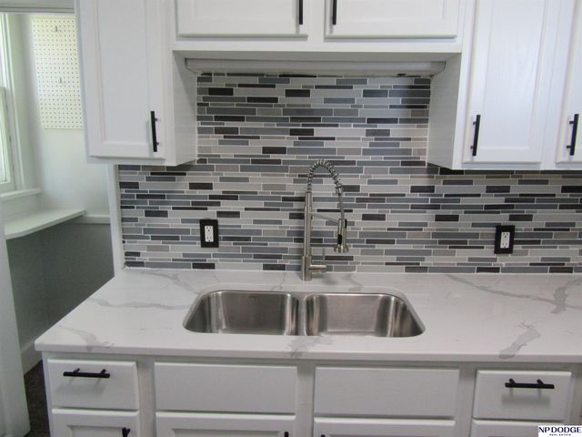 2114 G Street, Omaha, NE 68107