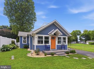 63 HACKS POINT RD, Earleville, MD 21919