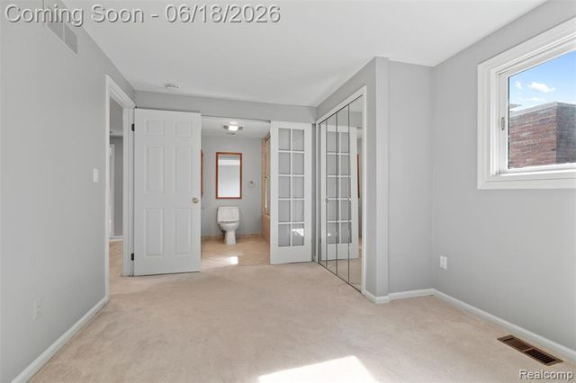 11295 Hillcrest Drive, Plymouth, MI 48170