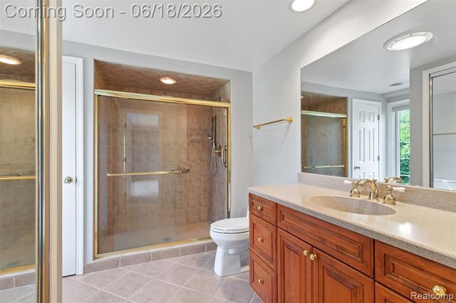 11295 Hillcrest Drive, Plymouth, MI 48170