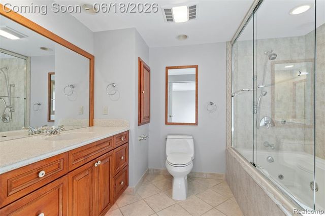11295 Hillcrest Drive, Plymouth, MI 48170