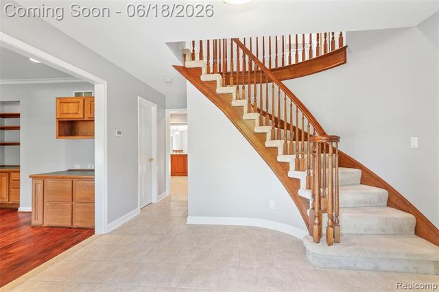 11295 Hillcrest Drive, Plymouth, MI 48170