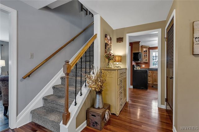 138 Tanglewood Drive West, Orchard Park, NY 14127