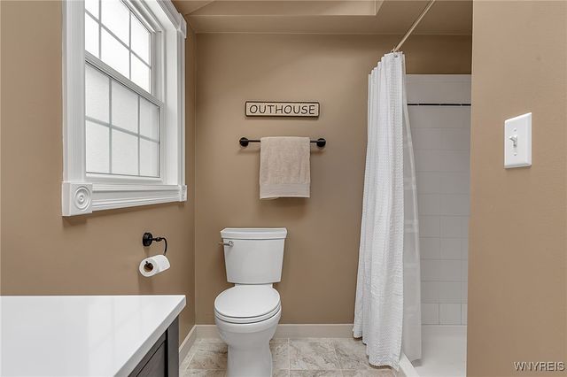 138 Tanglewood Drive West, Orchard Park, NY 14127