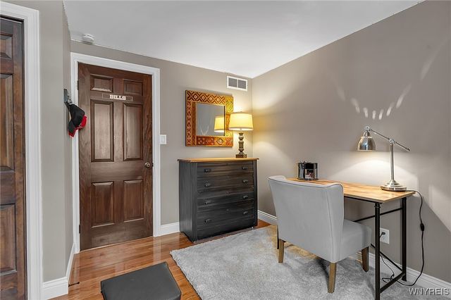 138 Tanglewood Drive West, Orchard Park, NY 14127