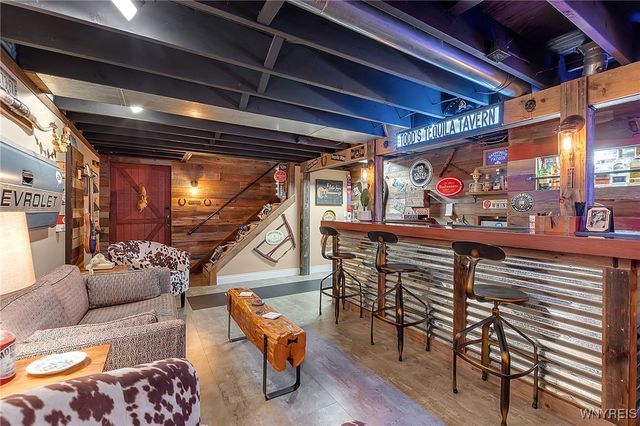 138 Tanglewood Drive West, Orchard Park, NY 14127