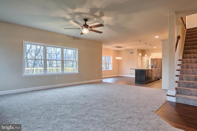 026 ROLLING MEADOW RD, Lebanon, PA 17046