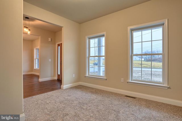 026 ROLLING MEADOW RD, Lebanon, PA 17046