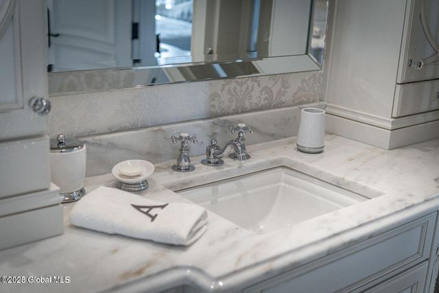 65 Brown Road, Saratoga, NY 12170