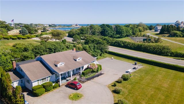 228 Carroll Avenue, Newport, RI 02840