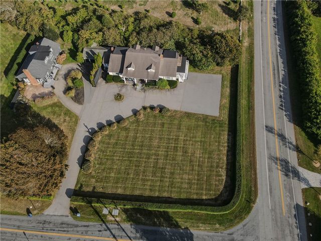 228 Carroll Avenue, Newport, RI 02840