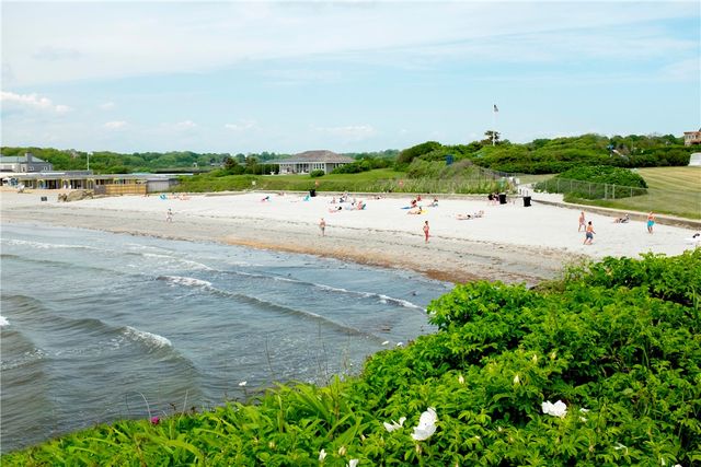 228 Carroll Avenue, Newport, RI 02840