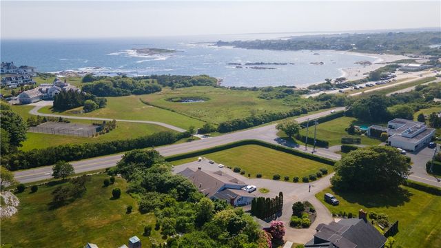 228 Carroll Avenue, Newport, RI 02840