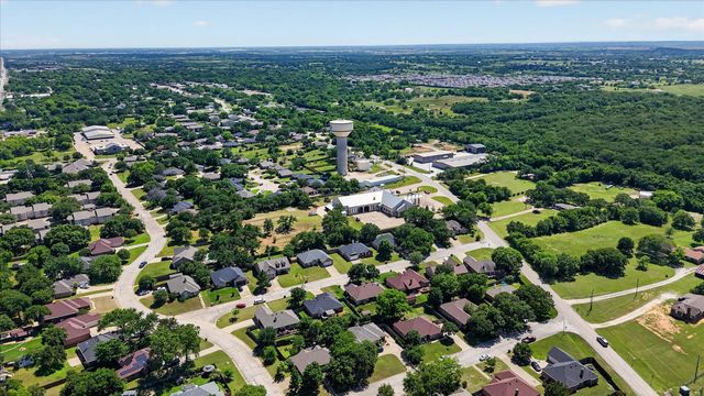 309 Catherine Street, Joshua, TX 76058