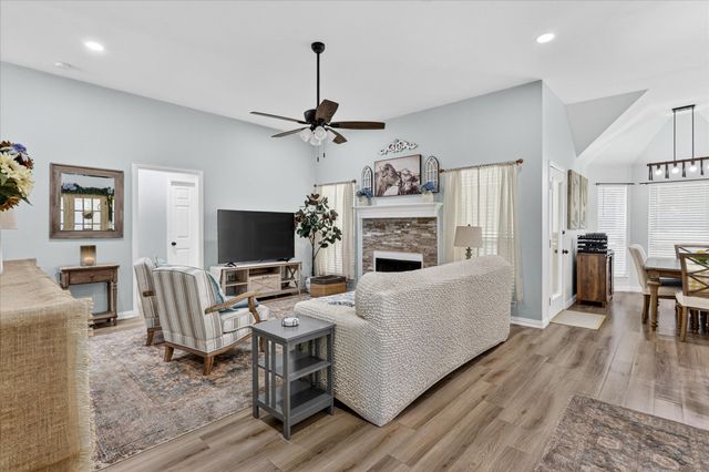 309 Catherine Street, Joshua, TX 76058