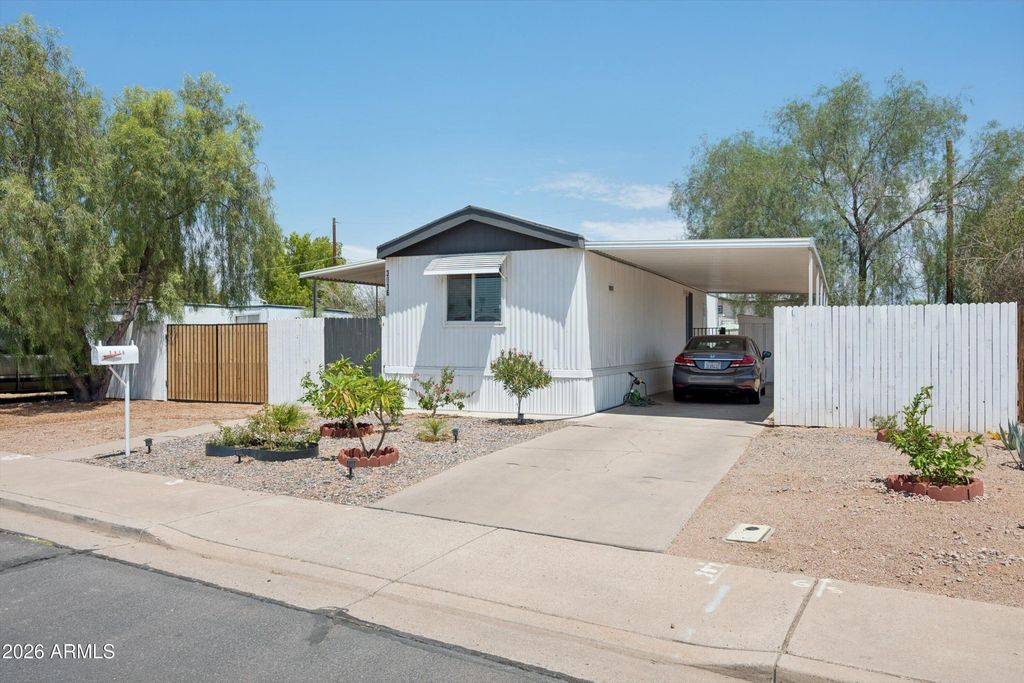 3916 E BIRCHWOOD Avenue, Mesa, AZ 85206 — exterior