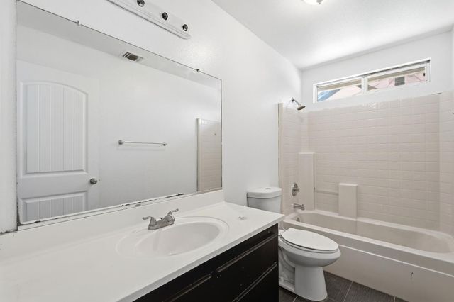 2332 S Karen Avenue, Fresno, CA 93725