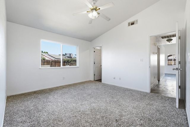 2332 S Karen Avenue, Fresno, CA 93725