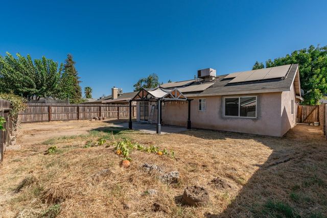2332 S Karen Avenue, Fresno, CA 93725