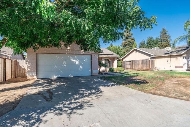 2332 S Karen Avenue, Fresno, CA 93725