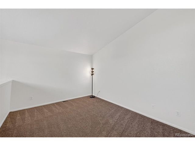 878 S Kalispell Cir 3-101, Aurora, CO 80017