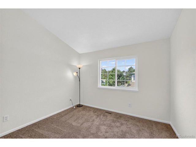 878 S Kalispell Cir 3-101, Aurora, CO 80017
