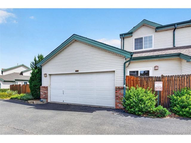 878 S Kalispell Cir 3-101, Aurora, CO 80017