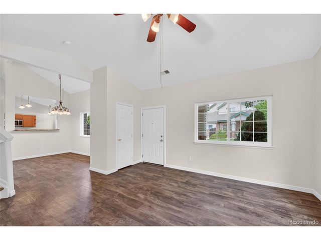 878 S Kalispell Cir 3-101, Aurora, CO 80017