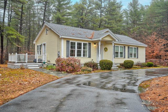 51 Poco Drive, Tamworth, NH 03886