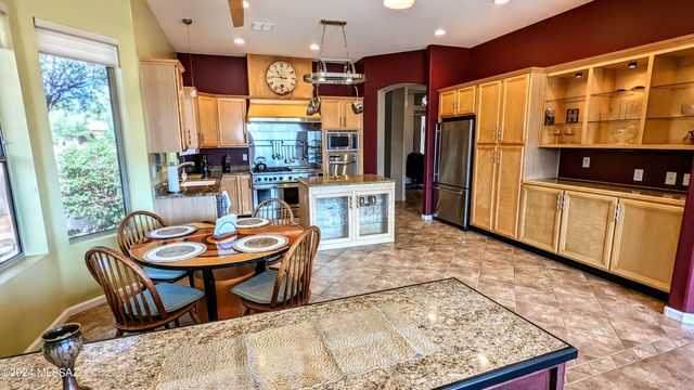 38851 S Moonwood Drive, Tucson, AZ 85739
