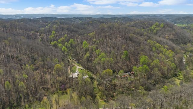 4897 Sulphur Creek Rd, Nashville, TN 37218