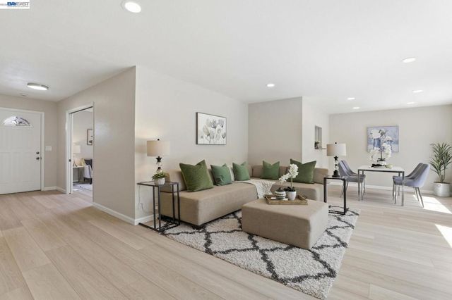 6563 Camden Ave, San Jose, CA 95120