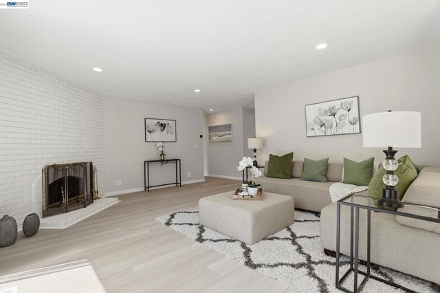 6563 Camden Ave, San Jose, CA 95120